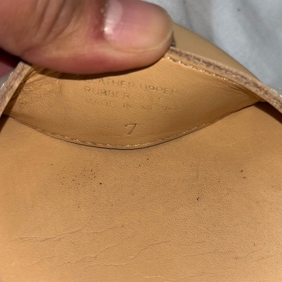 Nisolo Cream Tan Sandals - Picture 2 of 7